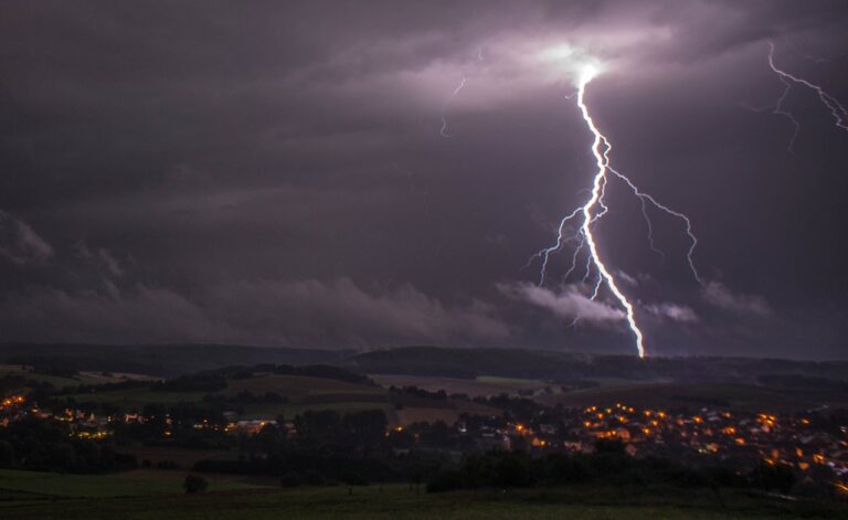 Climate change in Nigeria- lightning, thunder